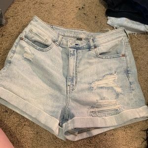 American Eagle shorts never worn size 10
